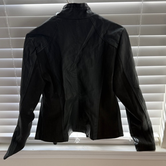 RD Style Women's Black Leather Jacket - Picture 2 of 3